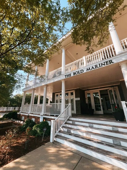 More Photos Of 1901 E Ocean View Ave, Norfolk Storefront For Sale