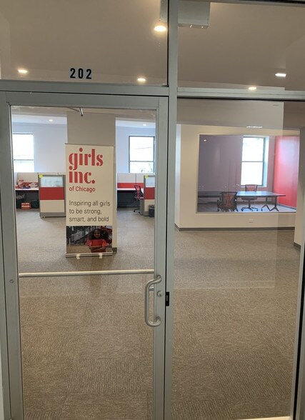 More Photos Of 2210-2216 S Michigan Ave, Chicago Storefront For Sale