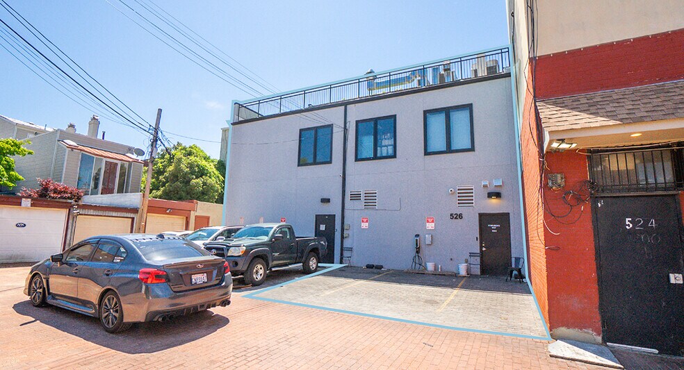 More Photos Of 526-528 8th St SE, Washington General Retail For Sale