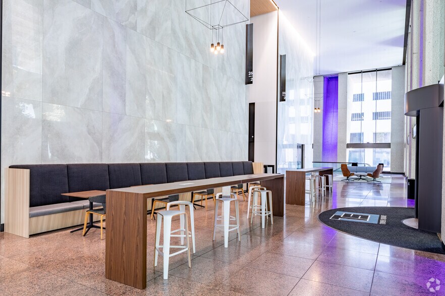 More Photos Of 675 W Peachtree St NW, Atlanta Office For Lease