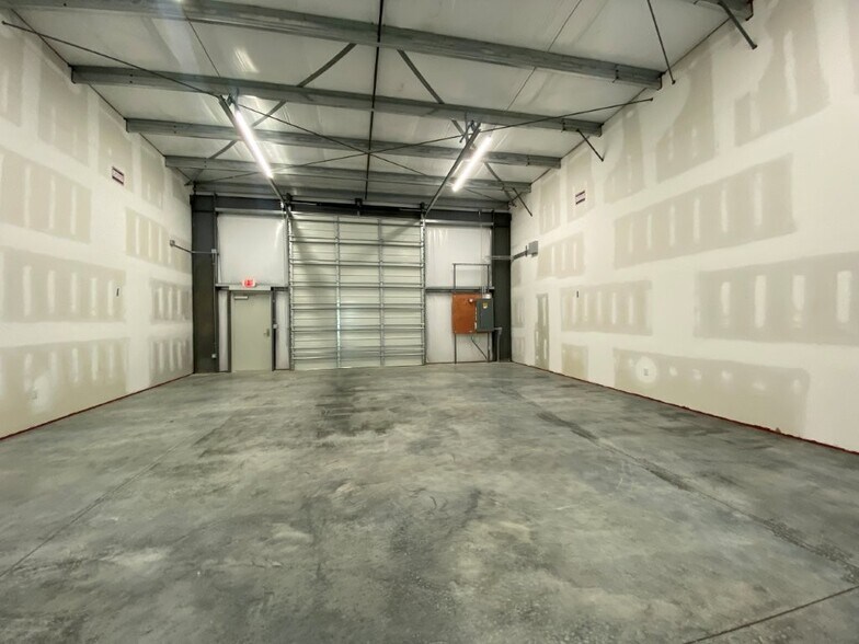 More Photos Of 2118 Ridge Church Rd, Summerville Light Distribution For Lease