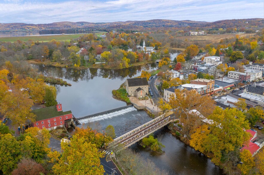 More Photos Of 43 Main St, Clinton Township Storefront For Sale