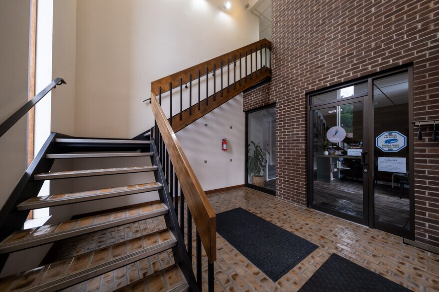 More Photos Of 3367 Babcock Blvd, Pittsburgh Office For Sale