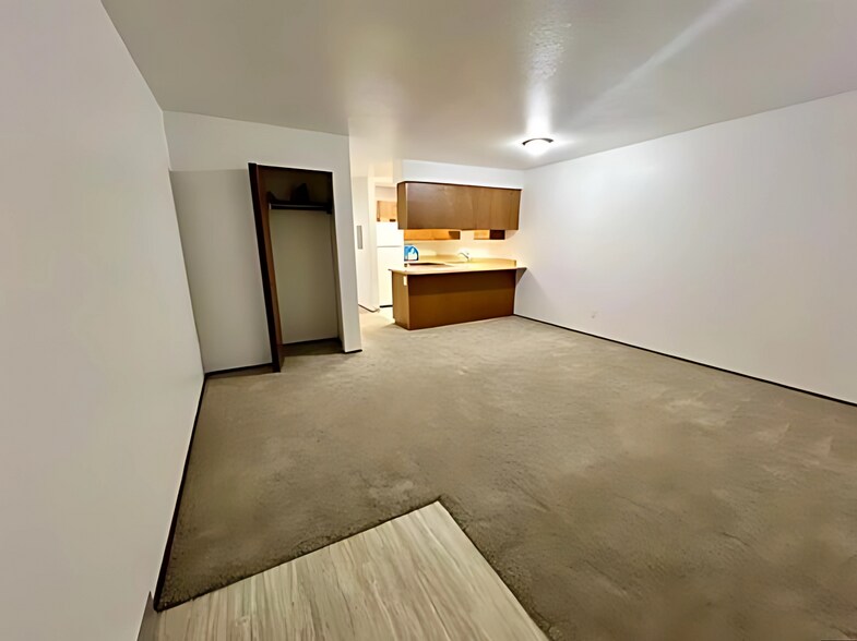 More Photos Of 9000 Stephen Richards Memorial Dr, Juneau Apartments For Sale