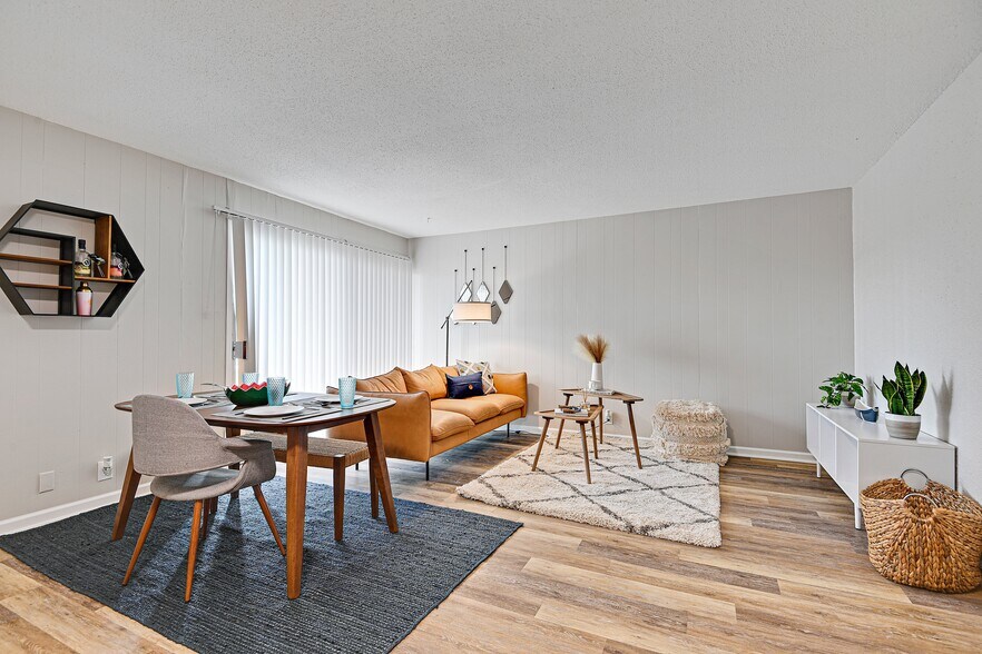 More Photos Of 2350 Ridge Ct, Lawrence Apartments For Sale