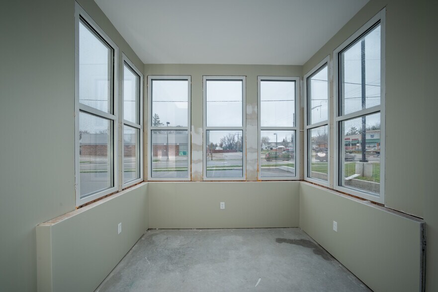 More Photos Of 508 E Houghton Ave, West Branch Freestanding For Sale
