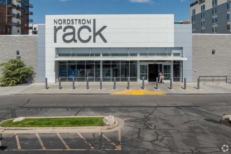 More Photos Of 1242 E Wilmington Ave, Salt Lake City General Retail For Lease