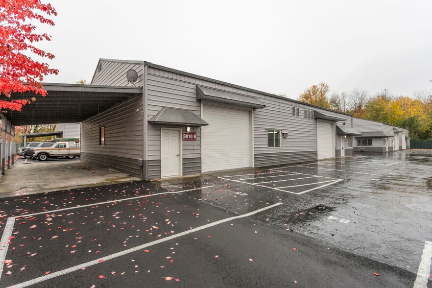 More Photos Of 3904-3922 W 1st Ave, Eugene Unknown For Lease