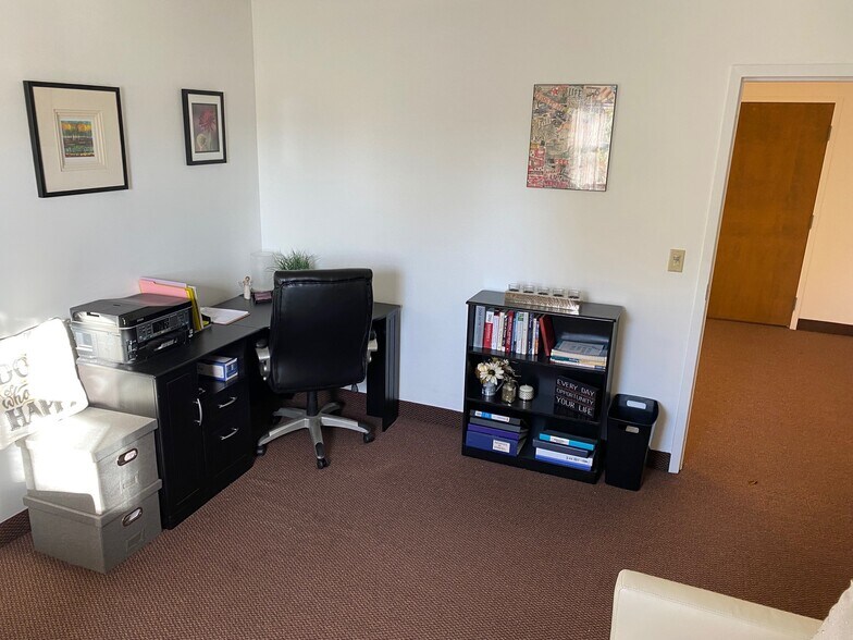 More Photos Of 222 Mckee St, Manchester Office For Lease