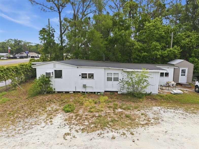 More Photos Of 15520 Cortez Blvd, Brooksville Flex For Sale
