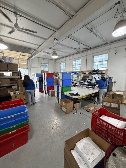 More Photos Of 920 Savitt Pl, Union Township Warehouse For Sale