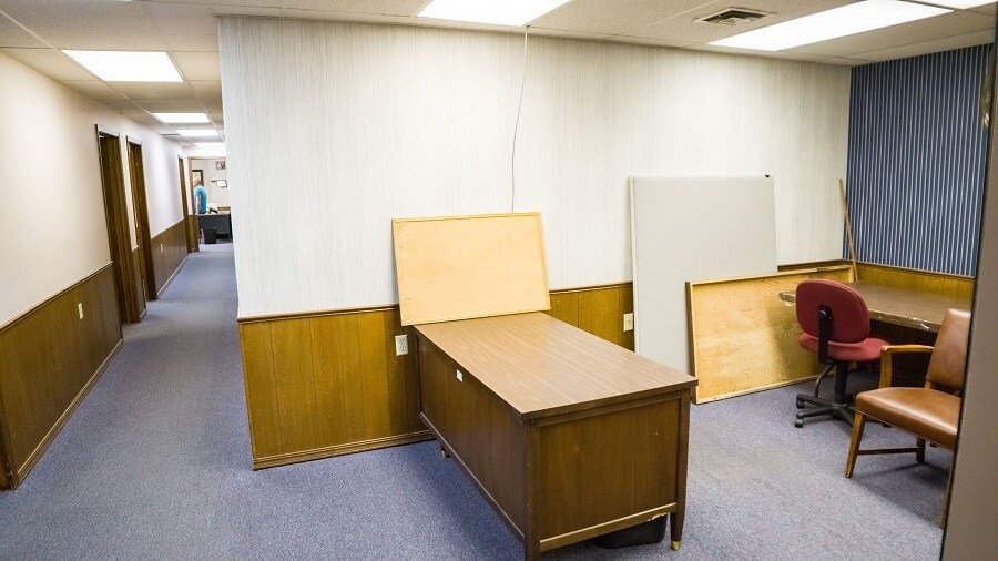 More Photos Of 4310 Oklahoma Ave, Woodward Distribution For Sale