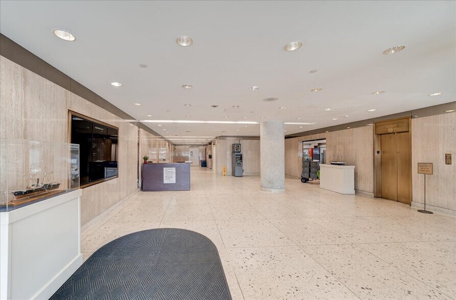 Primary Photo Of 1 Edgewater St, Staten Island Office For Lease