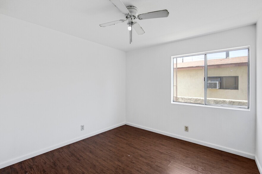 More Photos Of 3405 N Figueroa St, Los Angeles Apartments For Sale