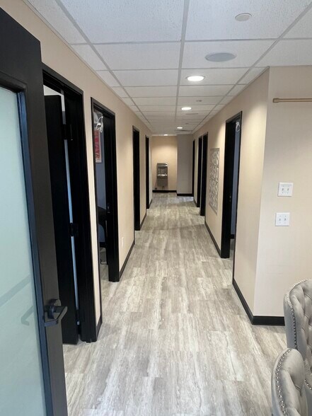 More Photos Of 5823 Prosperity Crossing, Charlotte General Retail For Lease