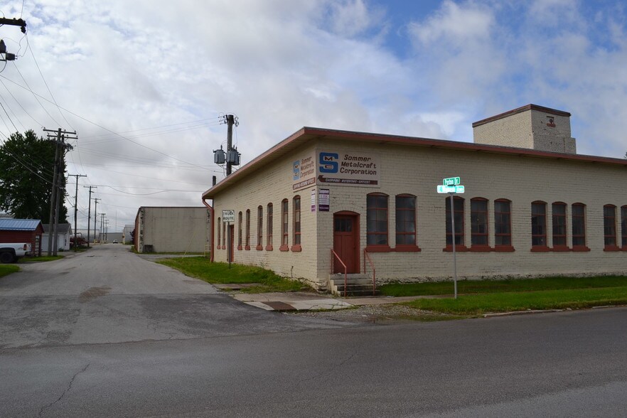 More Photos Of 315 Poston Dr, Crawfordsville Manufacturing For Sale