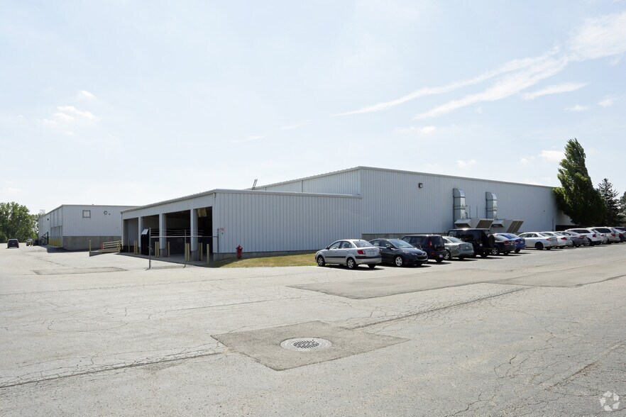 More Photos Of 5079 33rd St SE, Grand Rapids Warehouse For Lease