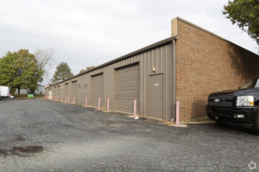 More Photos Of 11751-11767 W 86th Ter, Lenexa Warehouse For Lease