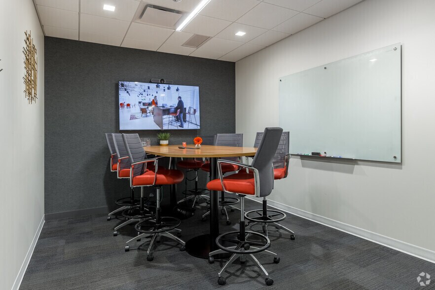 More Photos Of 121 Perimeter Ctr W, Atlanta Coworking Space