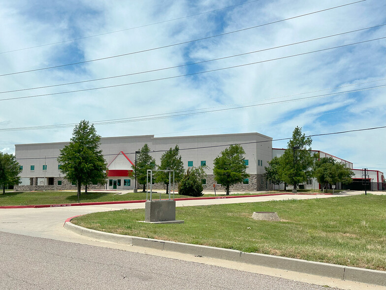 Primary Photo Of 6602 Newcastle Rd, Oklahoma City Warehouse For Lease