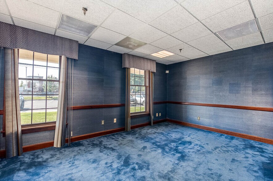 More Photos Of 645 County St, Taunton Office For Sale