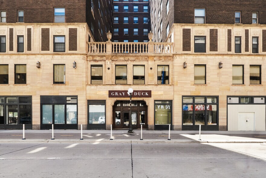 Primary Photo Of 345 Wabasha St N, Saint Paul Apartments For Lease