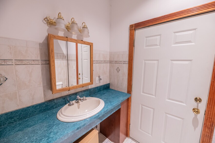 More Photos Of 600 Grand St, Hoboken Office Residential For Sale