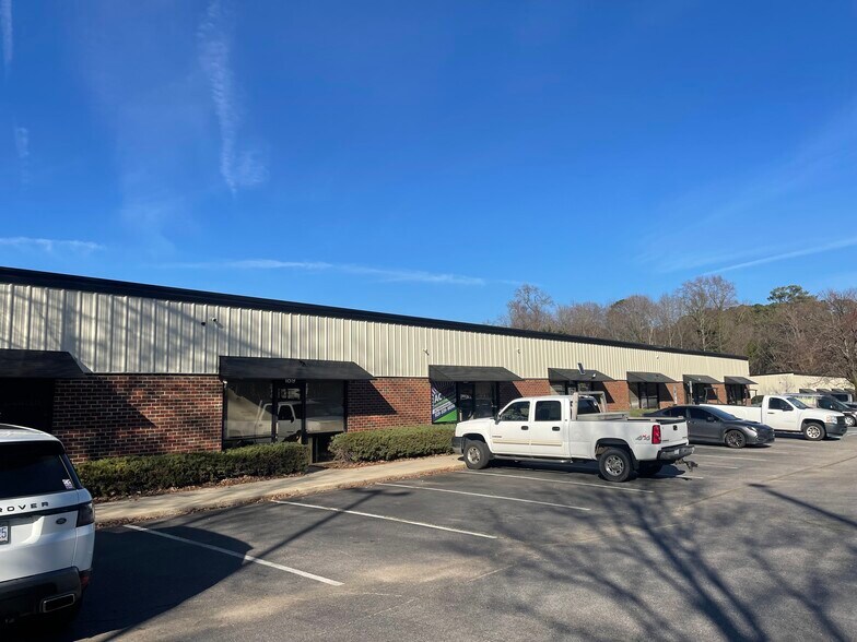 More Photos Of 179-191 Donmoor Ct, Garner Light Manufacturing For Lease