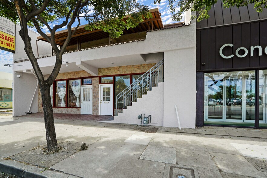 More Photos Of 14406-14410 Ventura Blvd, Sherman Oaks Storefront Retail Office For Lease
