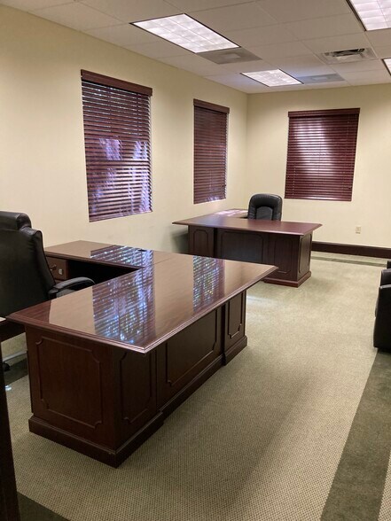 More Photos Of 6115 Lyons Rd, Coconut Creek Office For Lease