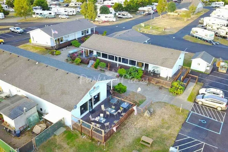 More Photos Of 1505 N Lake Rd, Lakeside Trailer Camper Park For Sale