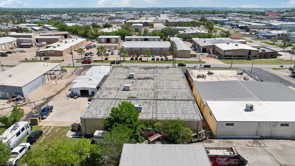 More Photos Of 4434-4437 S 74th Ave, Tulsa Warehouse For Sale