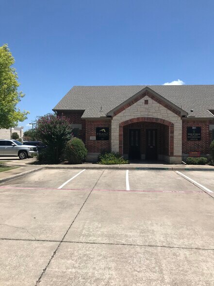 More Photos Of 3604 S Cooper St, Arlington Office For Lease