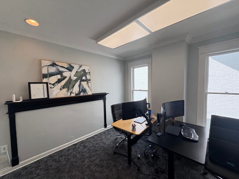 More Photos Of 1903 21st Ave S, Nashville Office For Lease