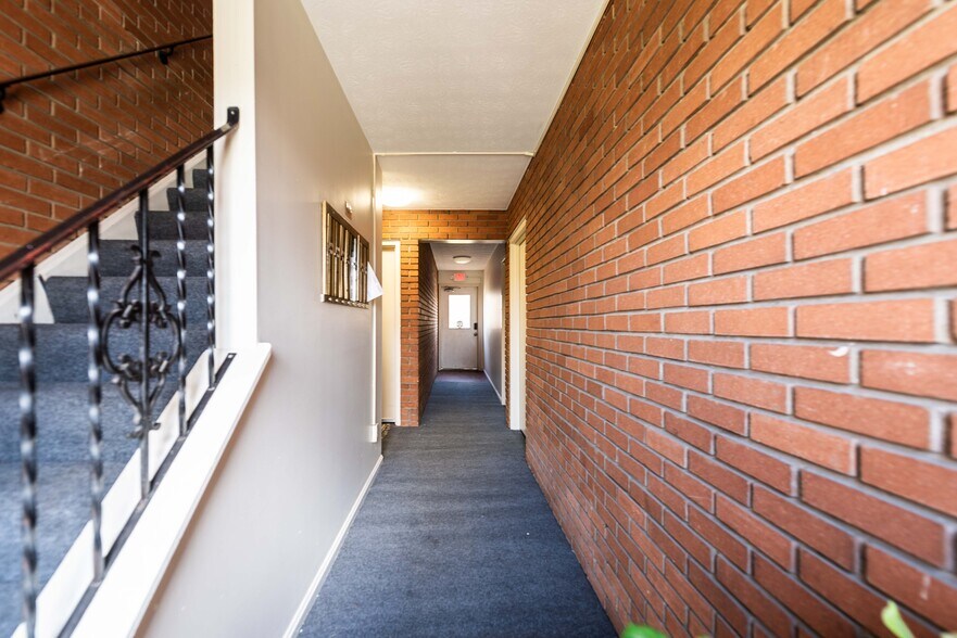 More Photos Of 839 34th St NW, Canton Apartments For Sale