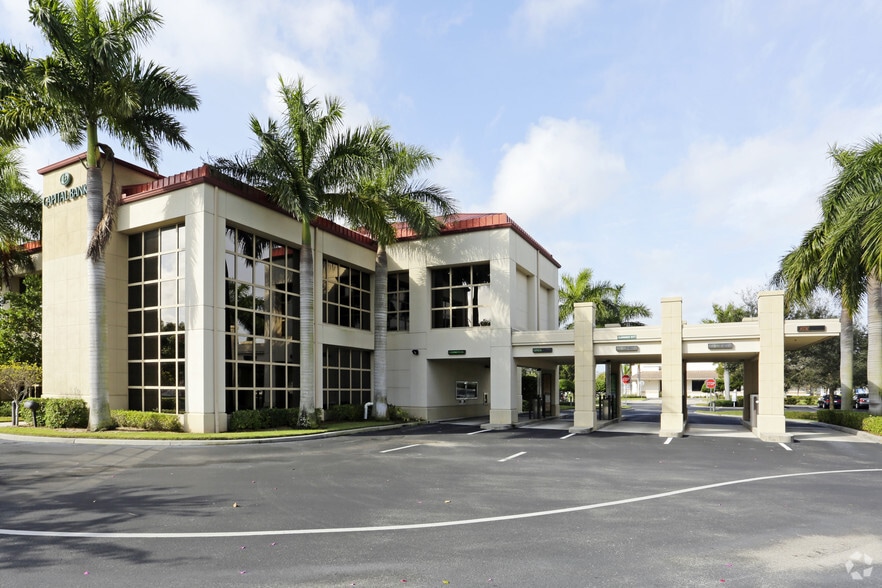 More Photos Of 6435 Naples Blvd, Naples Serviced Offices For Lease