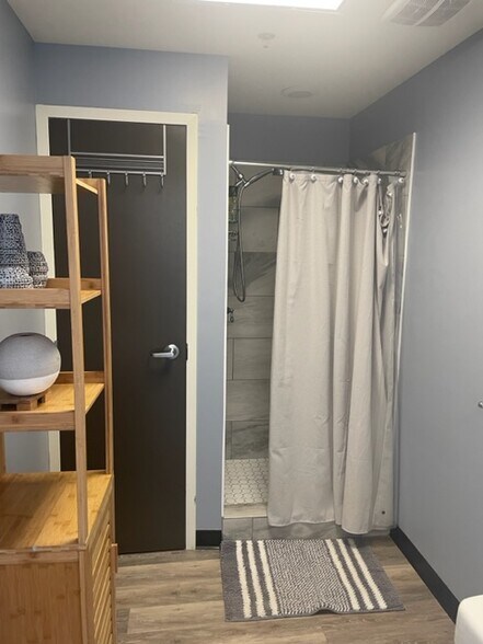 More Photos Of 635 Rutledge Ave, Charleston Loft Creative Space For Lease