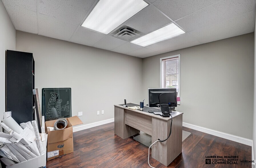 More Photos Of 400-460 Fame Rd, Dayton Light Distribution For Lease