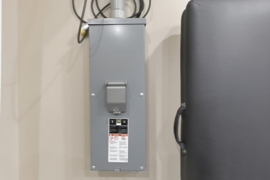 More Photos Of 968 First Colonial Rd, Virginia Beach Medical For Sale