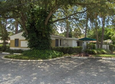 Primary Photo Of 3607 S Coolidge Ave, Tampa Medical For Lease