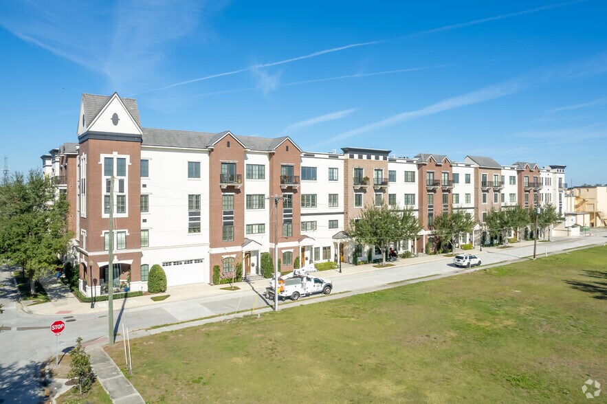 More Photos Of 99-141 S New York Ave, Winter Park Apartments For Sale