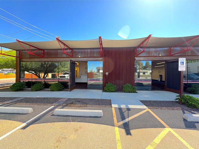 More Photos Of 3844 N 32nd St, Phoenix Storefront Retail Office For Lease