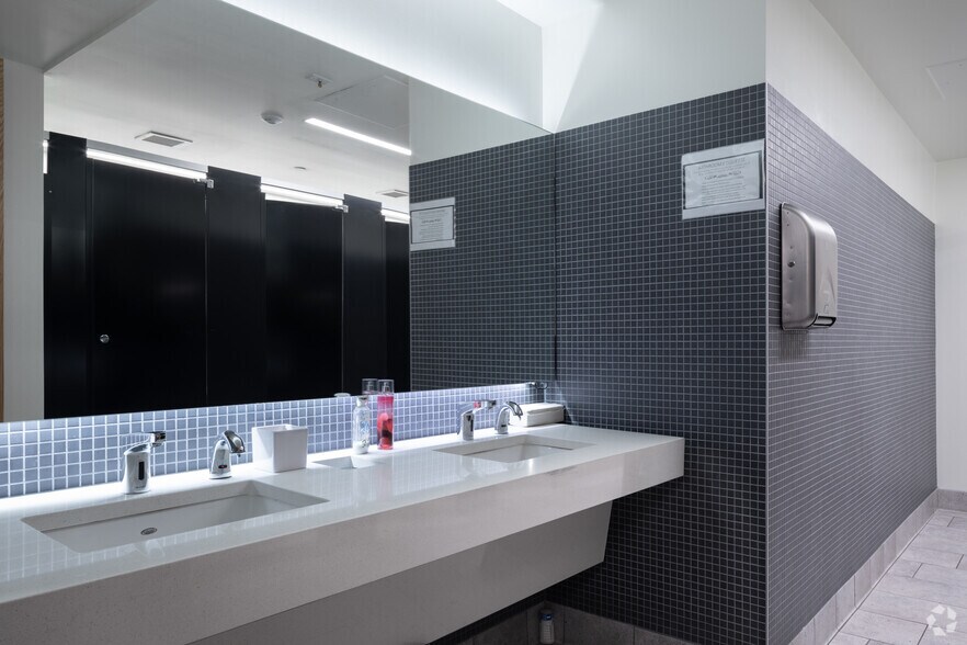 More Photos Of 8181 Arista Pl, Broomfield Coworking Space