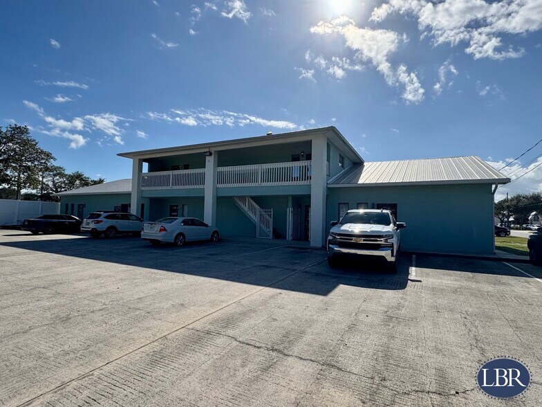 More Photos Of 21 W Fee Ave, Melbourne Office For Lease