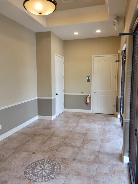 More Photos Of 1081 Town Center Dr, Orange City Office For Lease