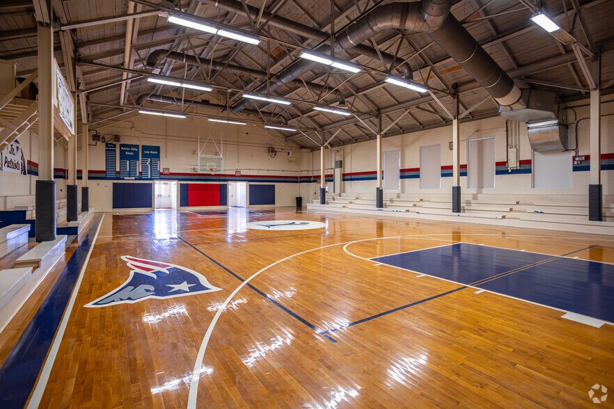 More Photos Of 1717 Bristol Caverns Hwy, Bristol Schools For Sale