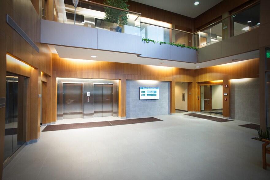 More Photos Of 30575 Bainbridge Rd, Solon Coworking Space