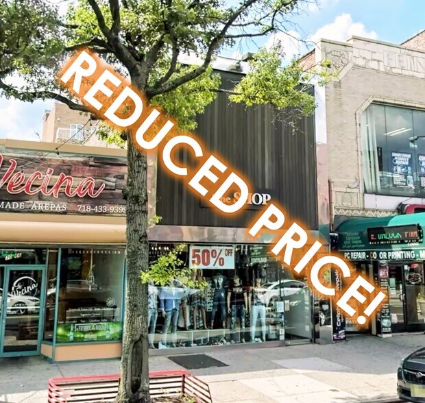 More Photos Of 30-64 Steinway St, Astoria Storefront For Lease
