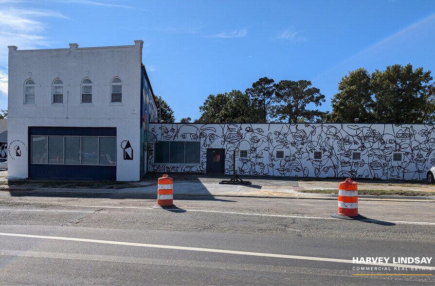 More Photos Of 9601 Warwick Blvd, Newport News Freestanding For Sale