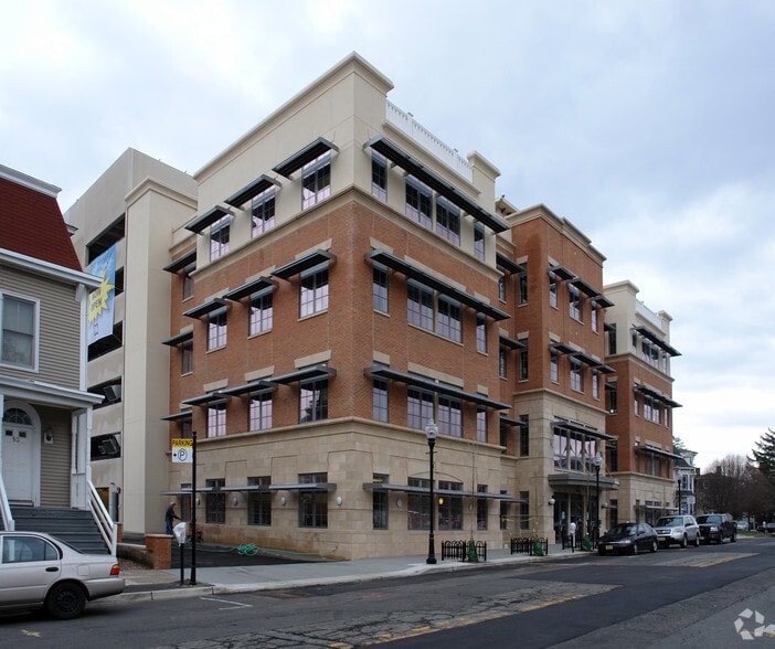 More Photos Of 14 Maple Ave, Morristown Office For Lease